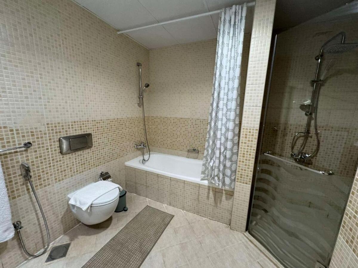Spacious And Family Friendly L 3bhk Full Access
